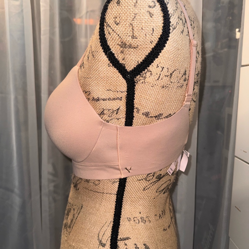Victoria's Secret Nude Bra 34D - Picture 2 of 5